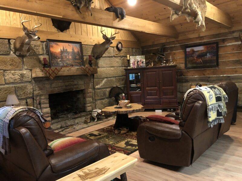 Cozy Cabin 100+ Acres